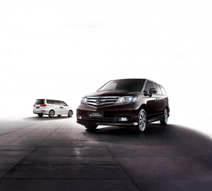  Honda Elysion 2012 года  (CN) (фото 4 из 19)